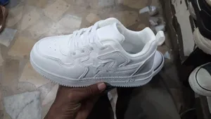 Kids All-White Star Design Sneakers – Brand New