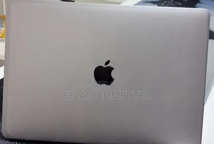 New Laptop Apple MacBook Air 2019 8GB Intel Core i5 SSD 128GB