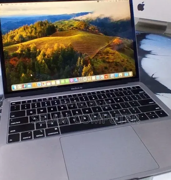 New Laptop Apple MacBook Air 2019 8GB Intel Core i5 SSD 128GB