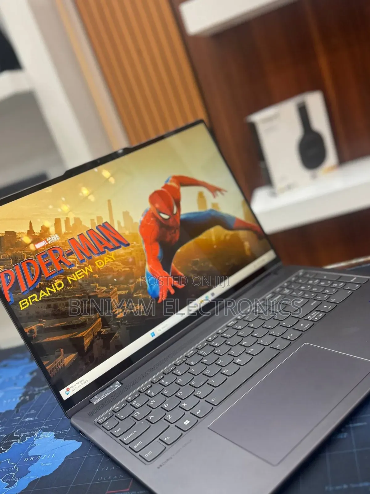 New Laptop Lenovo Yoga 7 15ITL5 16GB Intel Core Ultra 7 SSD 512GB