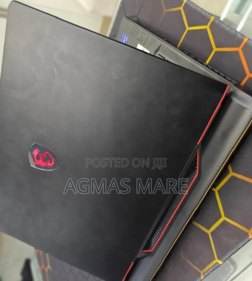 New Laptop MSI GE66 Raider 16GB Intel Core i9 SSD 1T