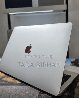 New Laptop Apple MacBook Air 2020 M1 8GB Apple M1 SSD 256GB