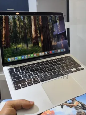 New Laptop Apple MacBook Air 2020 M1 8GB Apple M1 SSD 256GB