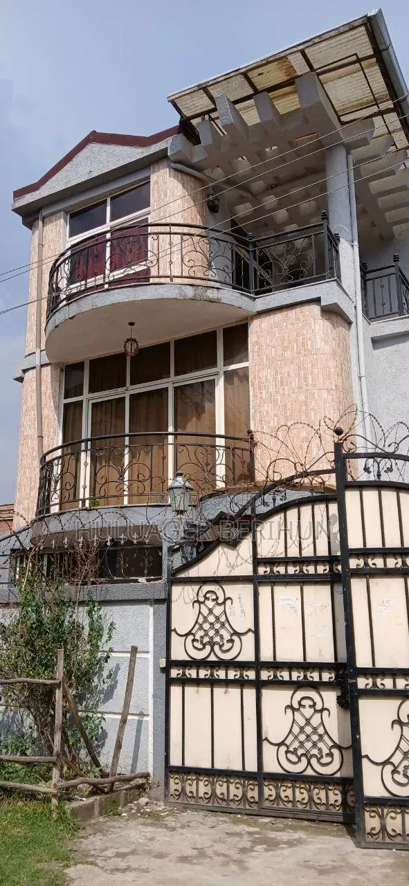 Furnished 5bdrm House in Akaky Kaliti for sale