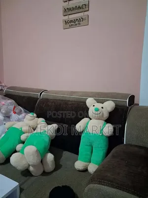 የቤት እና ለስጦታ አሻንጉሊቶች