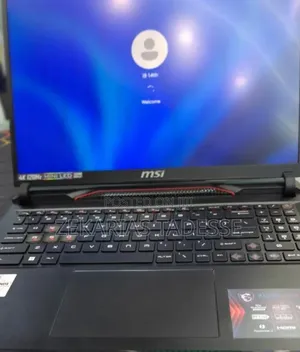 New Laptop MSI Raider GE76 12UGS 16GB Intel Core i9 SSD 1T