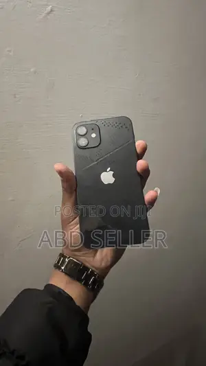 Apple iPhone 12 64 GB Black