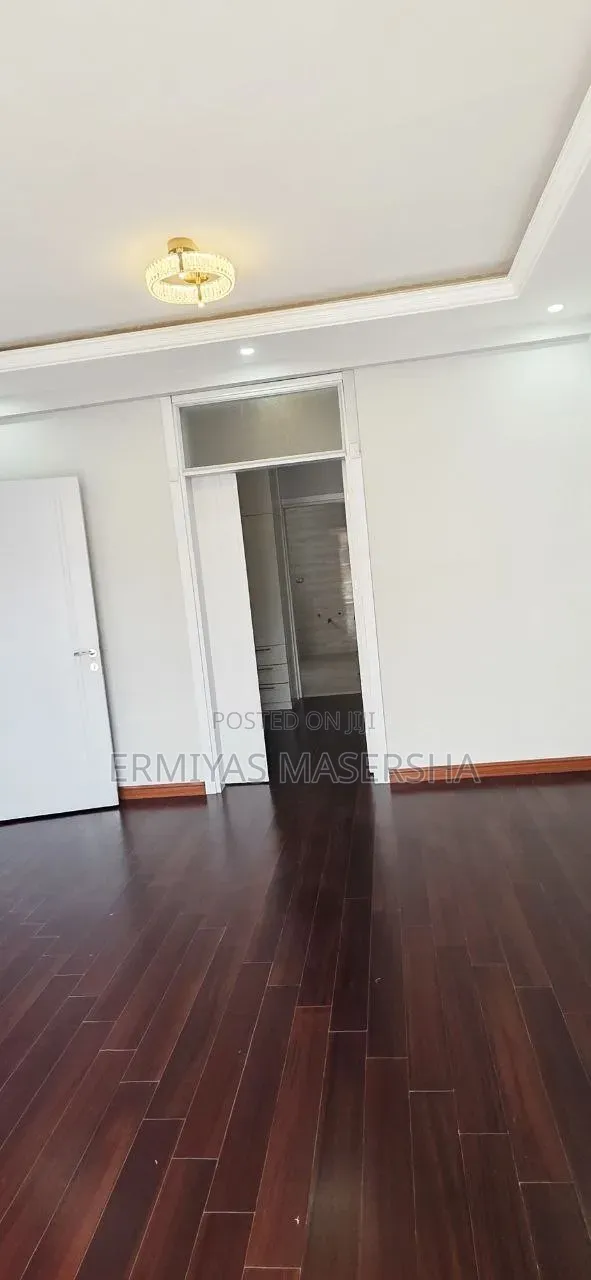 Furnished 10bdrm House in Yeka for sale
