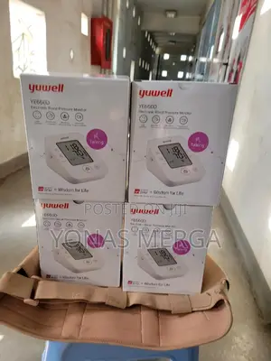 Blood Pressure Monitor恆官wait a Moment and Then Press the Start Button.