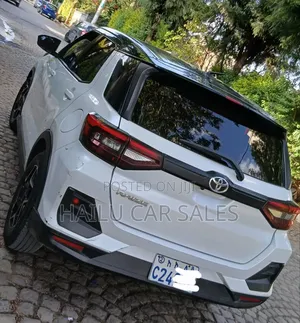 Toyota Raize 2022 White