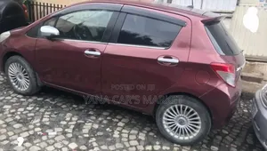 Toyota Yaris 2012