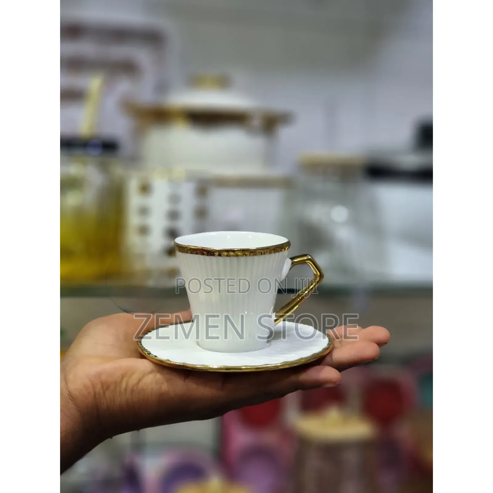 12-Piece Ceramic Coffee Cup and Saucer Set With Elegant Gold Trim