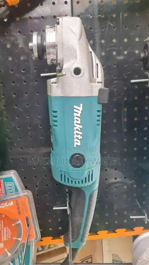 Makita Angle Grinder 2100watt