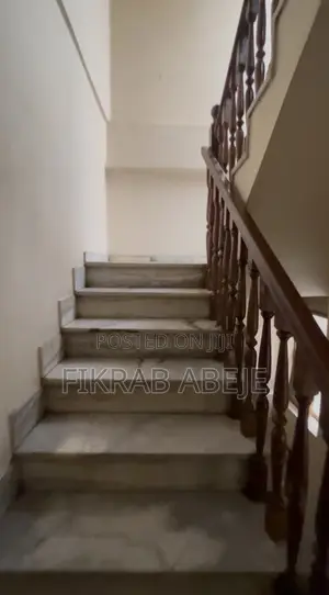 5bdrm House in Kolfe Keranio for sale