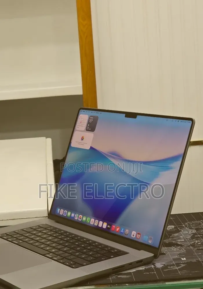 New Laptop Apple MacBook Pro 2021 M1 Max 32GB Apple M1 Max SSD 1T