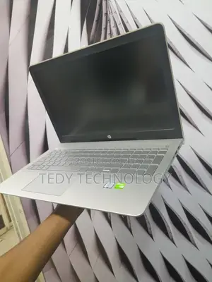 Laptop HP Pavilion 15 8GB Intel Core i5 SSD 512GB