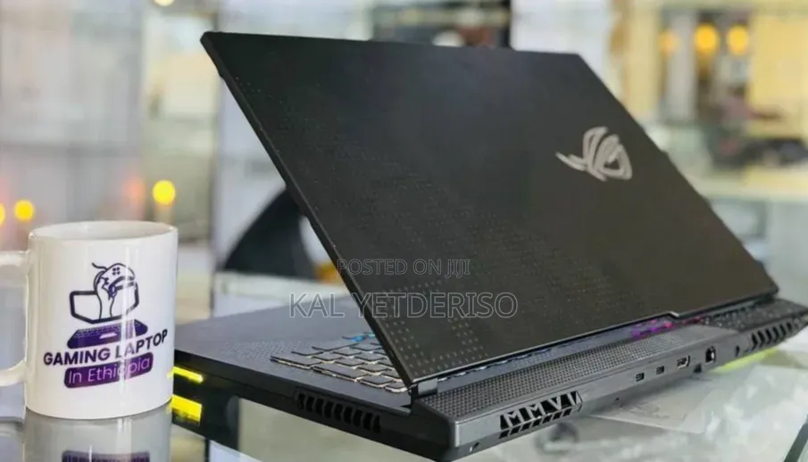 New Laptop Asus 16GB AMD Ryzen 7 SSD 256GB