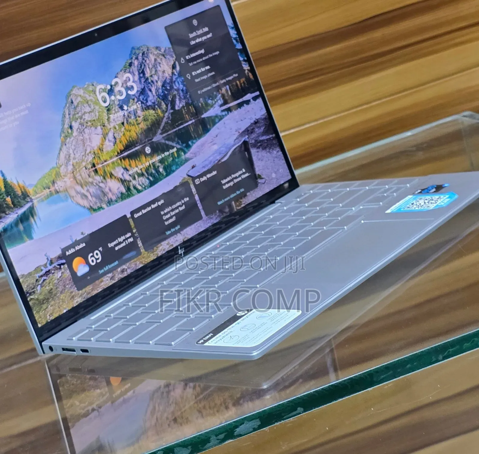 New Laptop HP Envy 14 8GB Intel Core i5 SSD 256GB