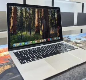 New Laptop Apple MacBook Air 2020 M1 8GB Apple M1 SSD 256GB
