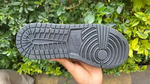 Air Jordan 1 Retro High - Triple Black