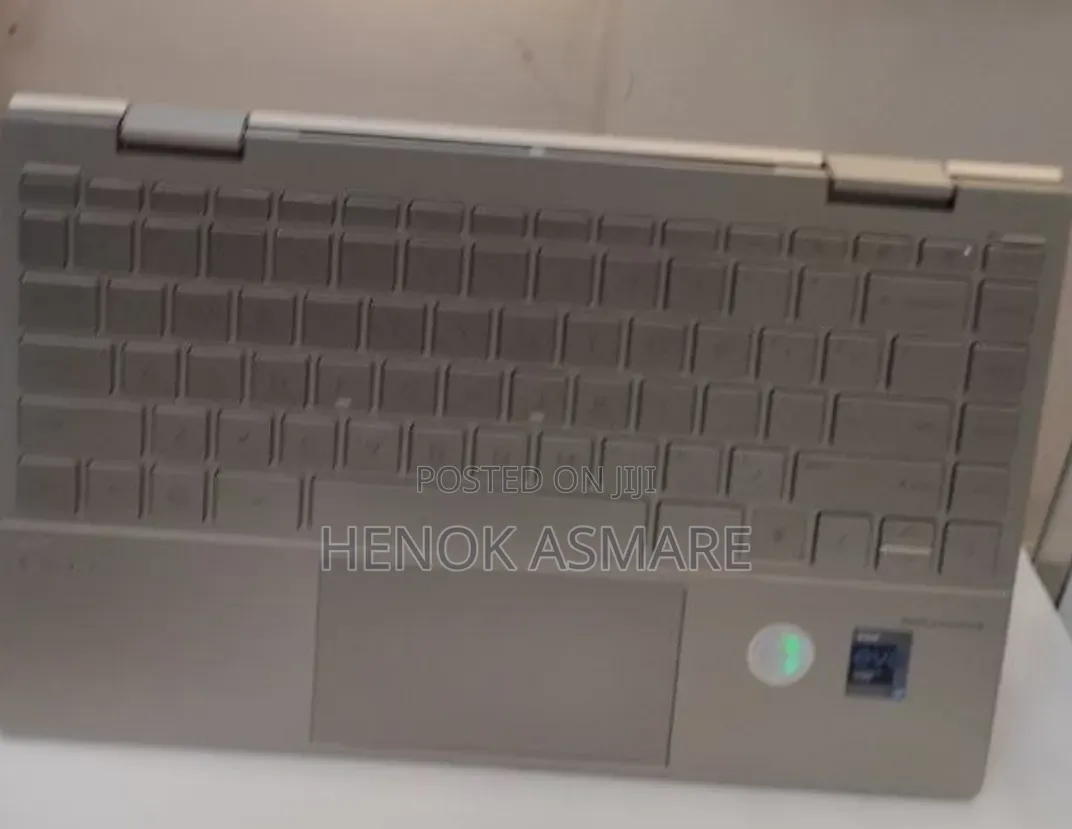 New Laptop HP Envy x360 8GB Intel Core i7 SSD 512GB