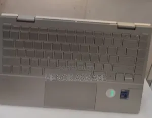 New Laptop HP Envy x360 8GB Intel Core i7 SSD 512GB