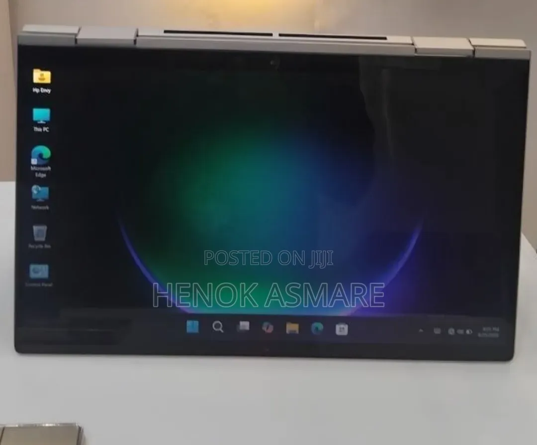 New Laptop HP Envy x360 8GB Intel Core i7 SSD 512GB
