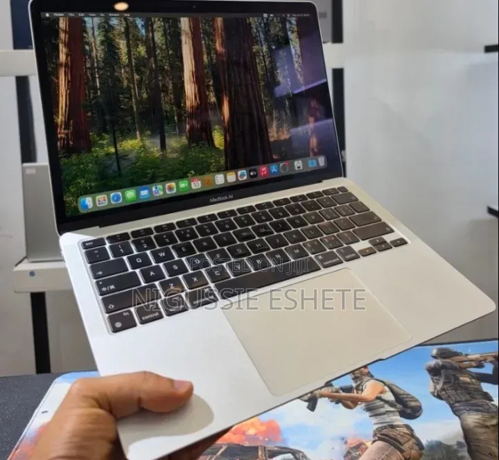 New Laptop Apple MacBook Air 2020 M1 8GB Apple M1 Pro SSD 256GB