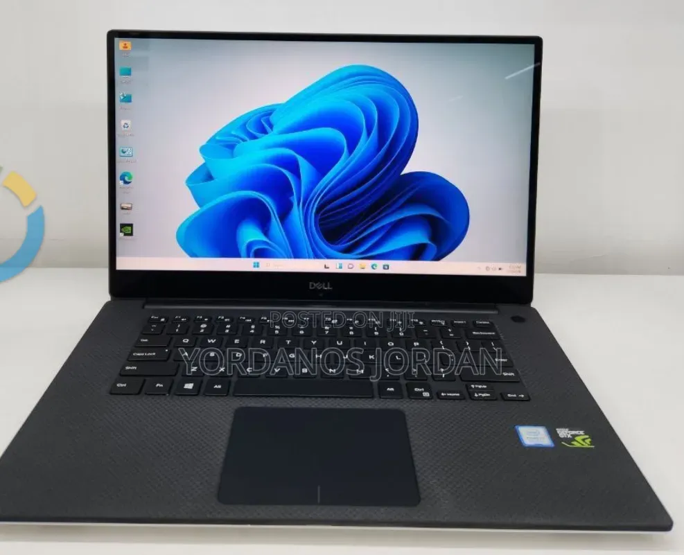 New Laptop Dell XPS 15 16GB Intel Core i7 SSD 512GB