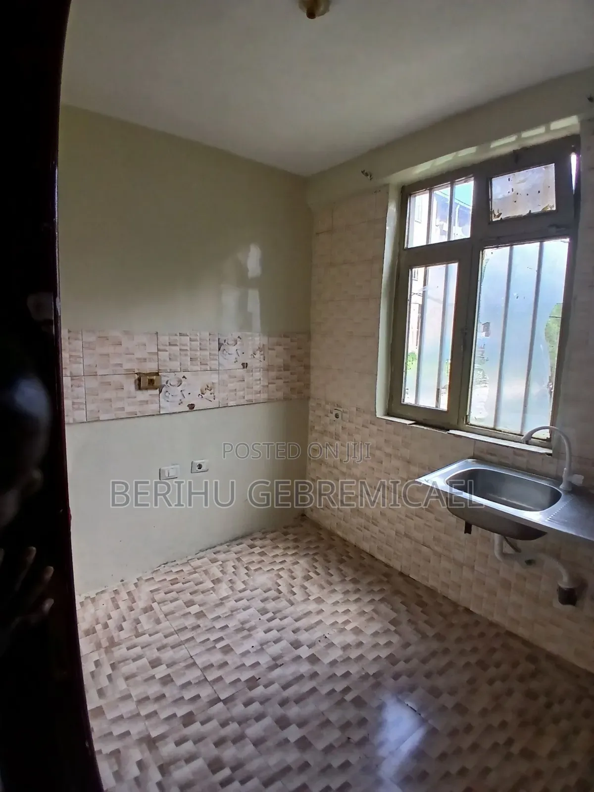2bdrm Condo in አያት, Bole for sale