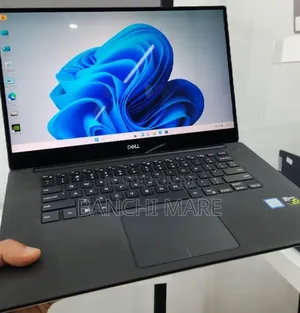 New Laptop Dell XPS 15 16GB Intel Core i7 SSD 512GB