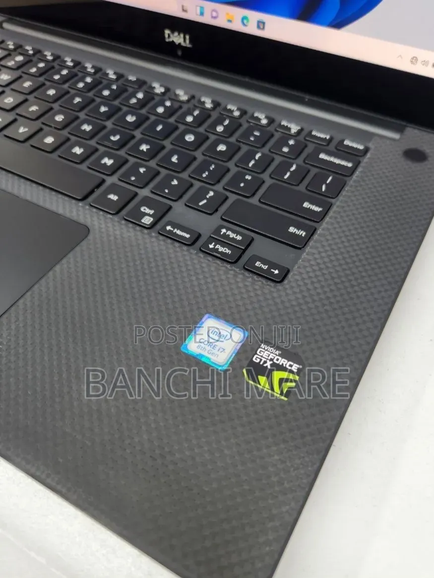 New Laptop Dell XPS 15 16GB Intel Core i7 SSD 512GB