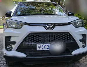 Toyota Raize 2022 White