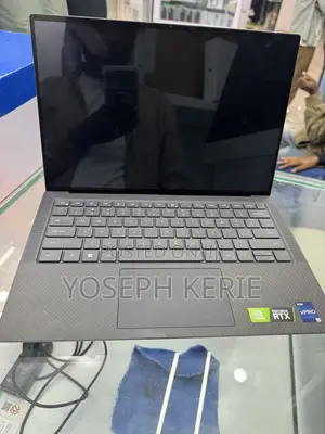 New Laptop Dell Precision 3580 32GB Intel Core i9 SSD 512GB