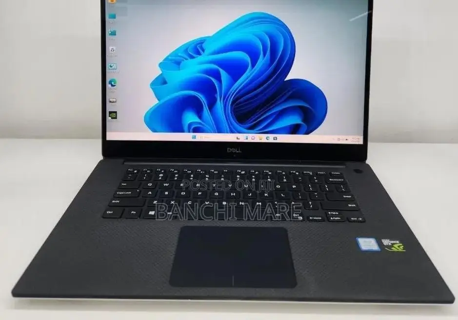 New Laptop Dell XPS 15 16GB Intel Core i7 SSD 512GB