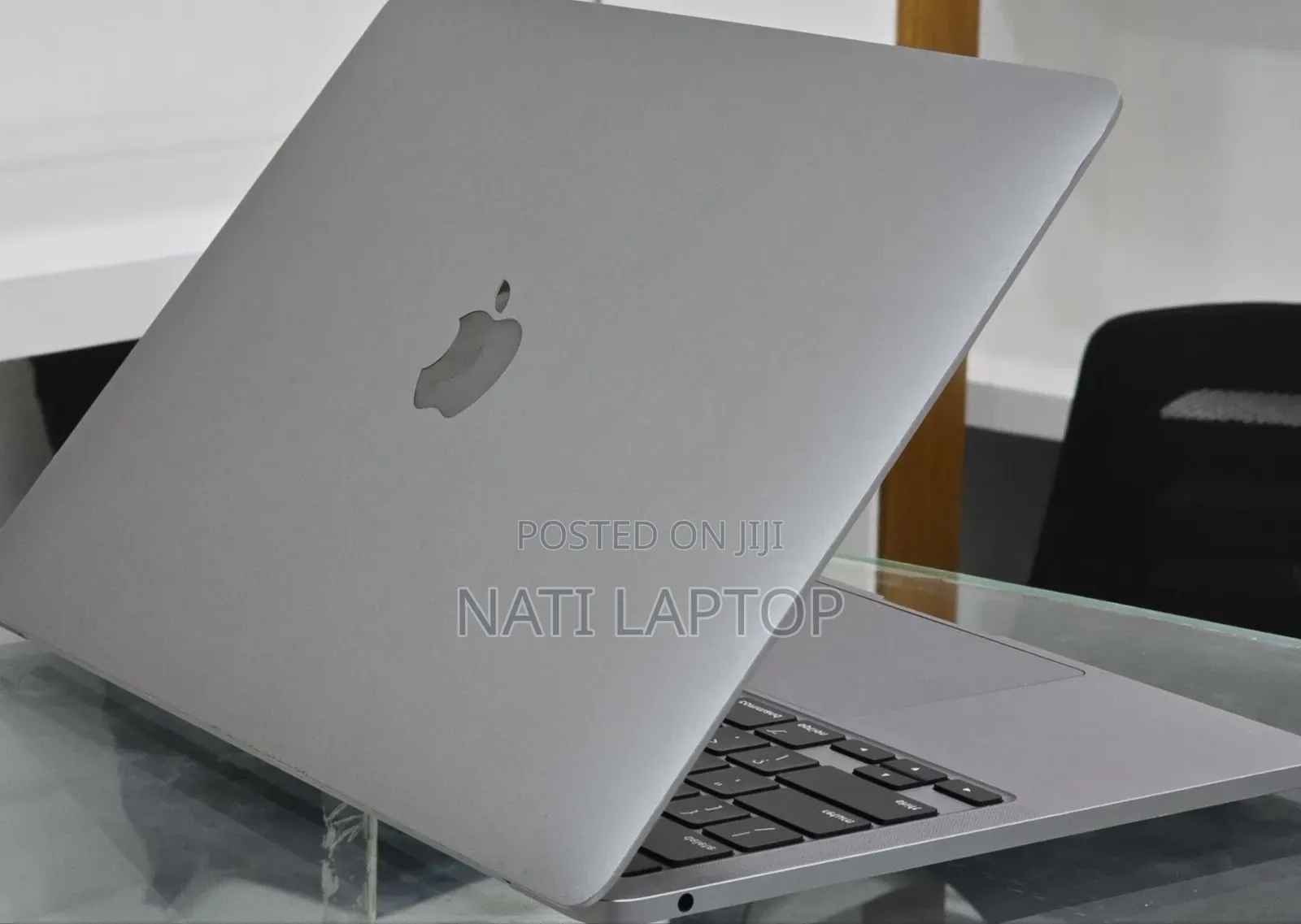New Laptop Apple MacBook Pro 2020 M1 8GB Apple M1 Pro SSD 512GB