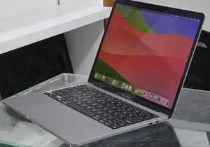 New Laptop Apple MacBook Pro 2020 M1 8GB Apple M1 Pro SSD 512GB