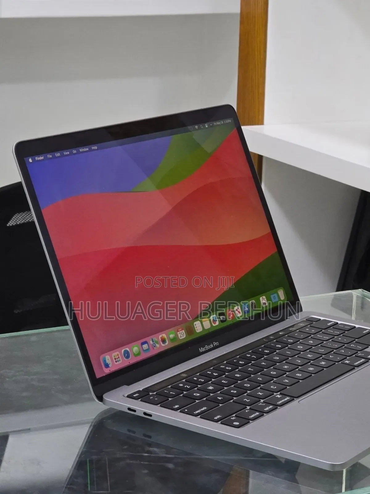 New Laptop Apple MacBook Pro 2021 M1 8GB Apple M1 SSD 512GB