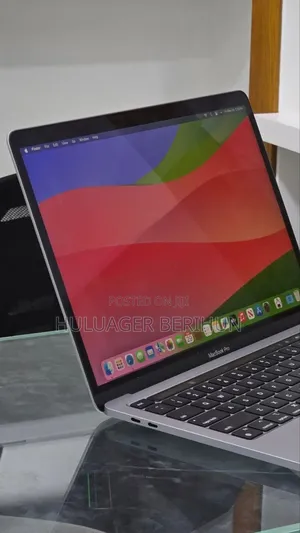 New Laptop Apple MacBook Pro 2021 M1 8GB Apple M1 SSD 512GB