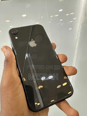 Apple iPhone XR 64 GB Black