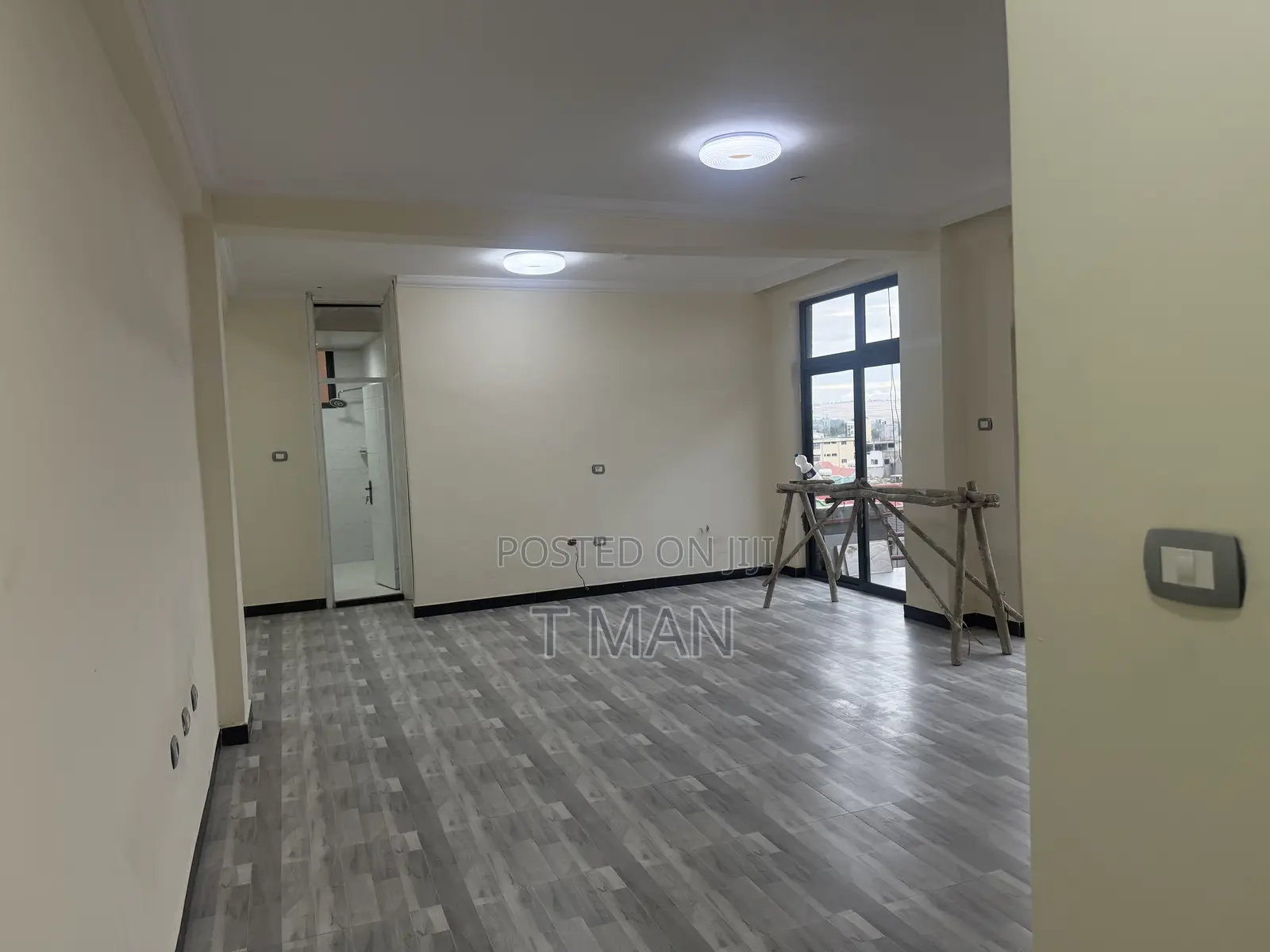 3bdrm Apartment in Yeka for rent