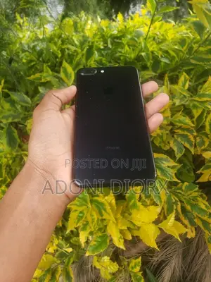 Apple iPhone 7 Plus 32 GB Black