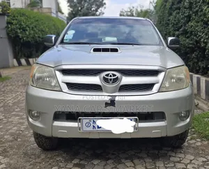 Toyota Hilux 2007 Silver