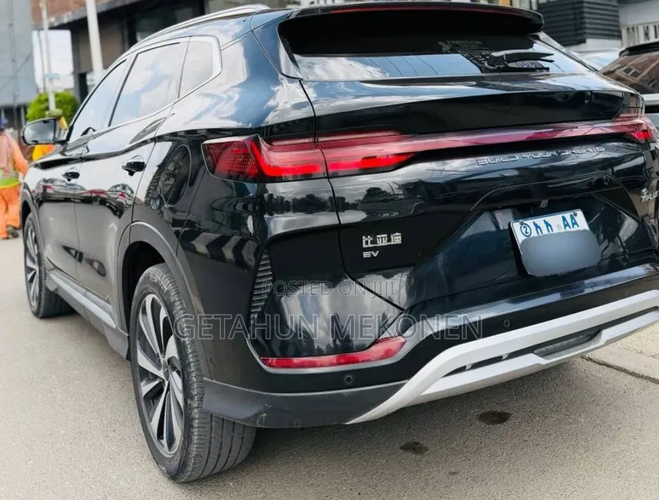 BYD Song Plus 2025 Black