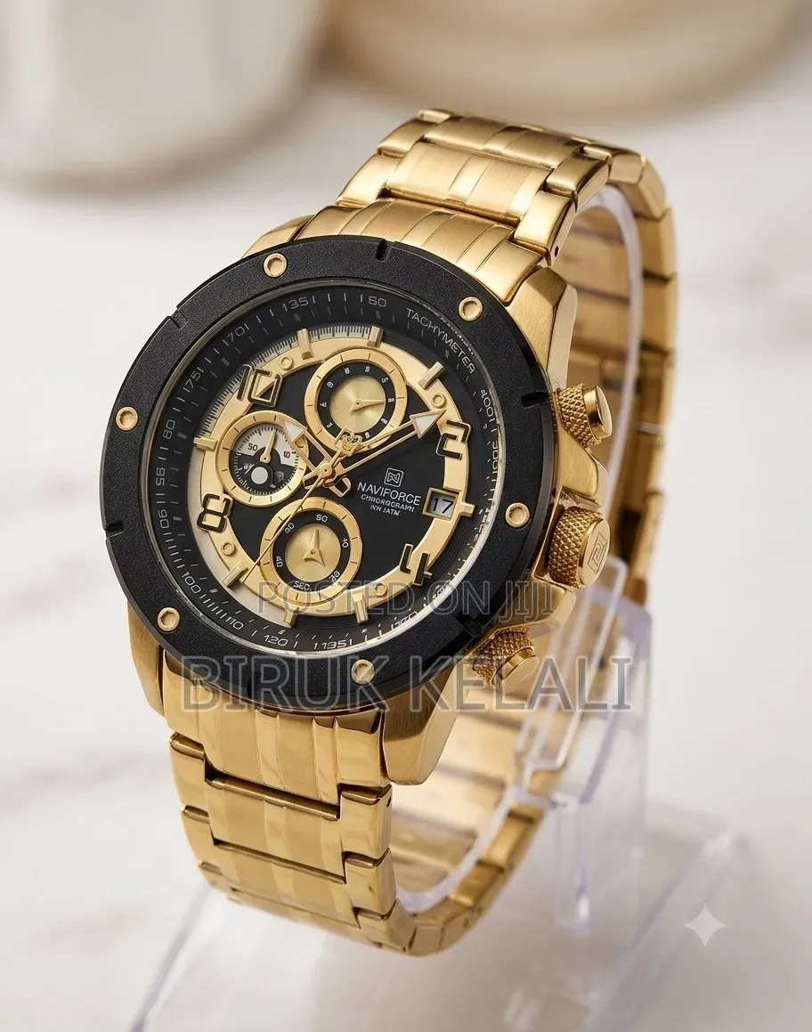 Naviforce Nf8056 Wristwatch Featuring a Prominent Gold-Toned Stainless