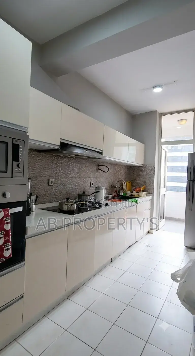 Furnished 3bdrm Apartment in ካሳንቺስ ኢሊሌ, Kirkos for sale