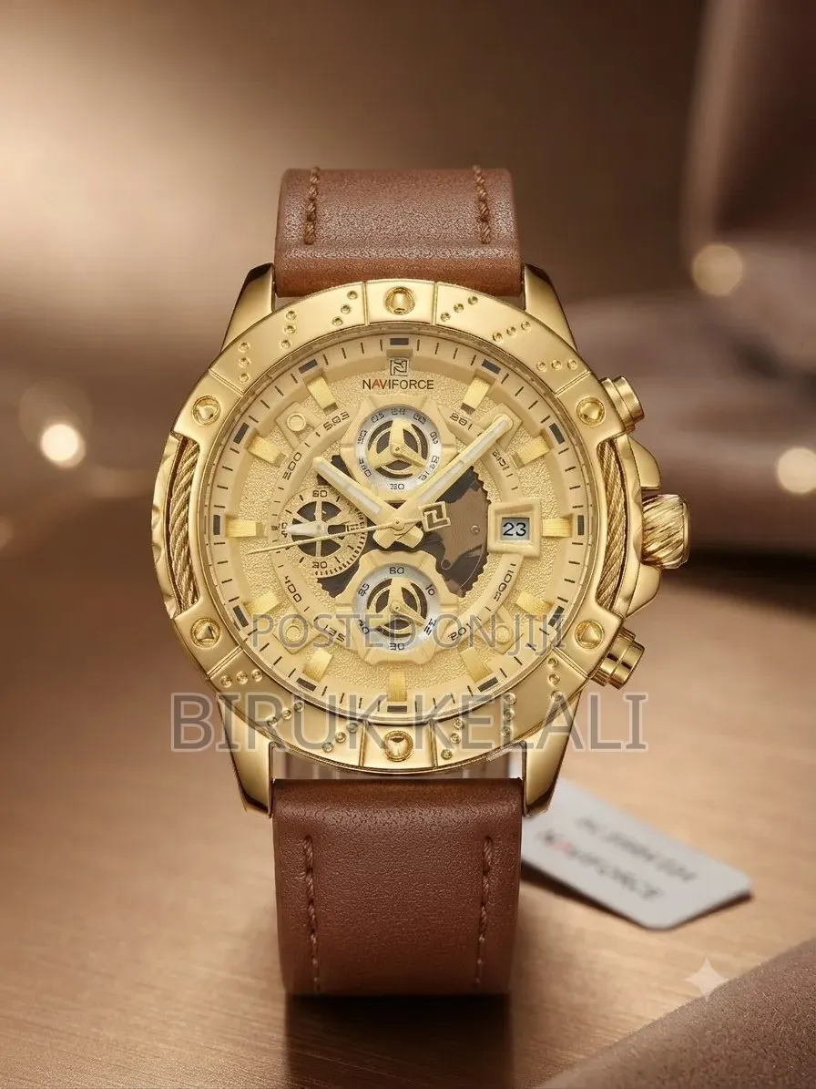 Naviforce Men's Chronograph Watch Featuring a Gold-Tone Dial