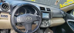 Toyota RAV4 2011 White