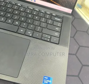 New Laptop Dell Precision 5570 16GB Intel Core i7 SSD 512GB