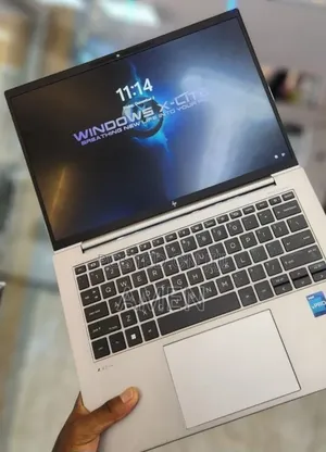 New Laptop HP ZBook 14 16GB Intel Core i7 SSD 512GB